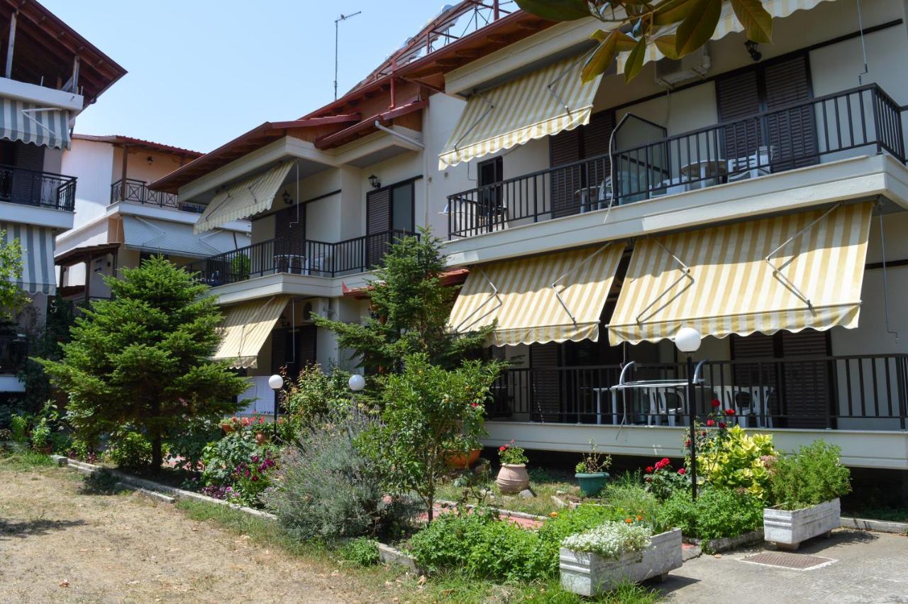 Manos Kritikakis Apartments Platamonas Exterior photo