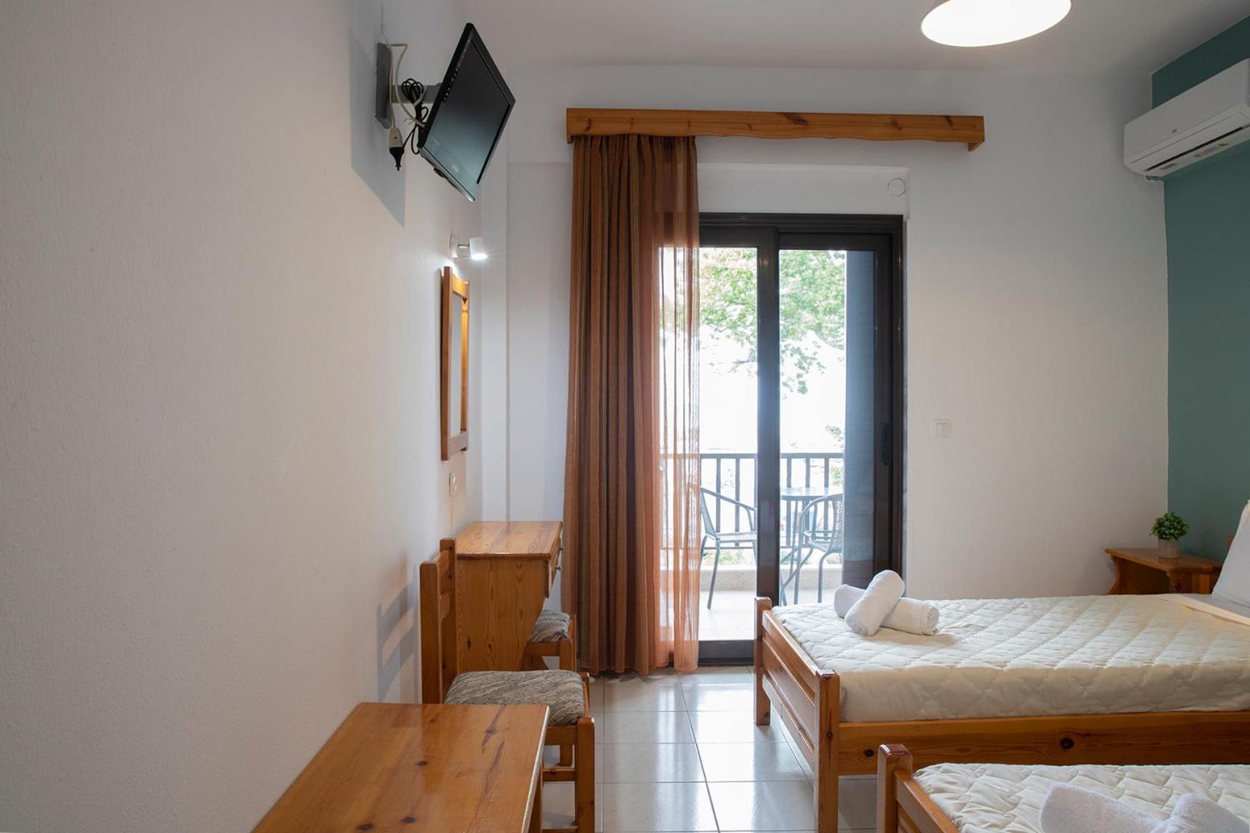 Manos Kritikakis Apartments Platamonas Exterior photo